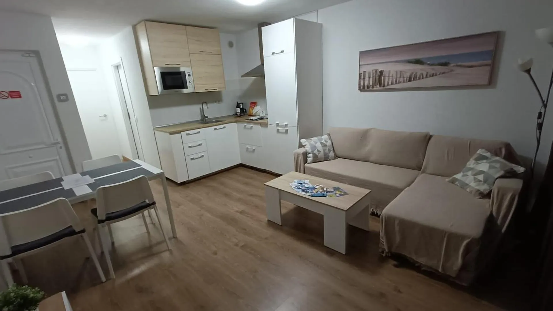 Апартаменты Casa Fenix Коста Калма 0*,